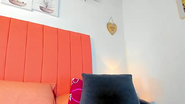 lizz_dolly's cam snapshot