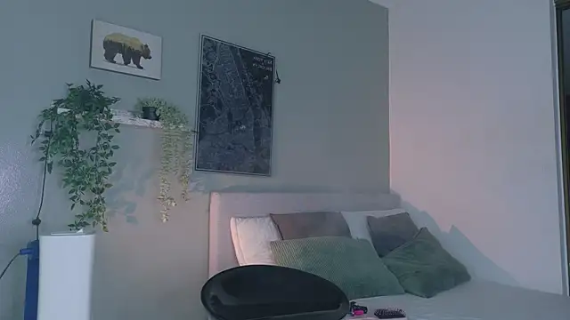 Nickifox__'s cam snapshot