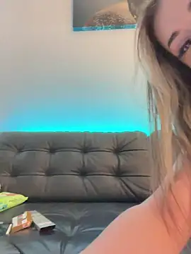 IsabellaEtthan's cam snapshot