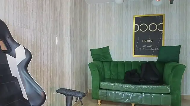 clementine_t's cam snapshot