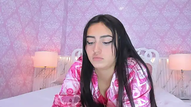 Lesly_sexy4u's cam snapshot