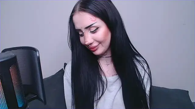 alisa_tattoogirl1's cam snapshot