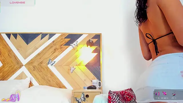 Kathaleiya_Ozz's cam snapshot