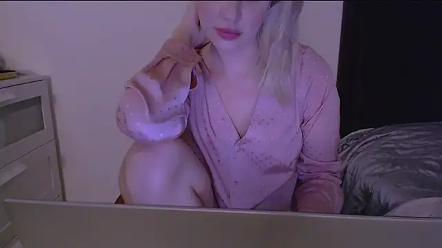 Lia_noo_regrets's web cam