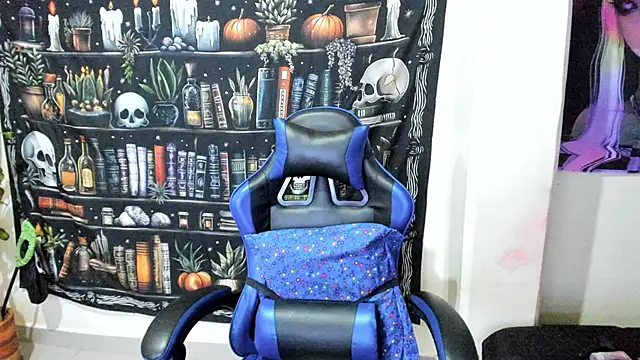 sally10_35's cam snapshot