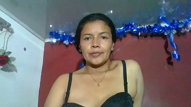 DianaOchoa_'s cam snapshot