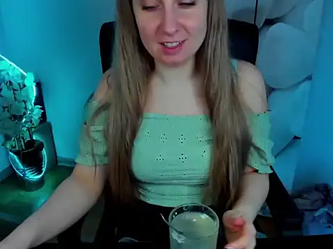 alena_extasy's cam snapshot