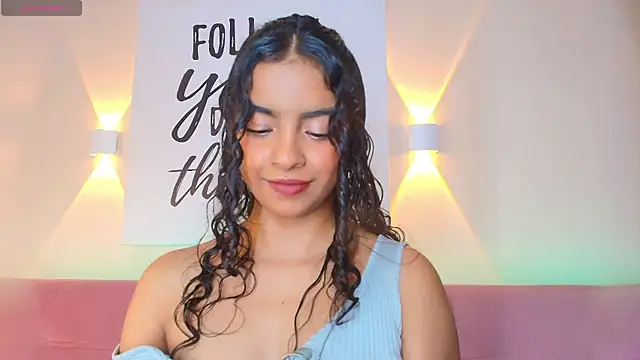 SunnyGilmoree's cam snapshot