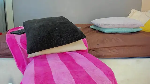 Anny-Cute live sex cam