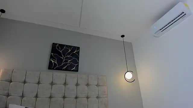 Amber_hot22's cam snapshot