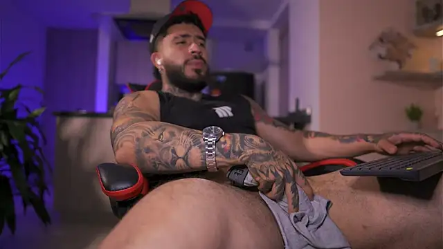 LeoSalvatore_ live sex cam