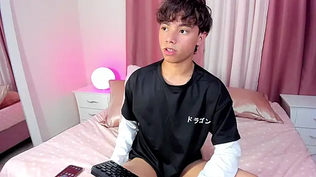 Honeymoon_sariel live sex cam