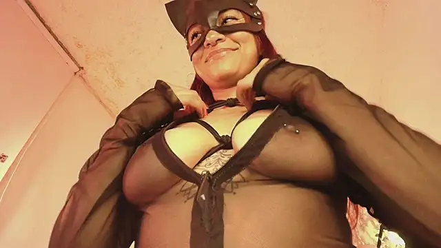 charlotte_bluee's cam snapshot