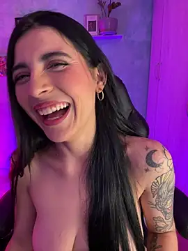 Cristal_Cerati_ live sex cam