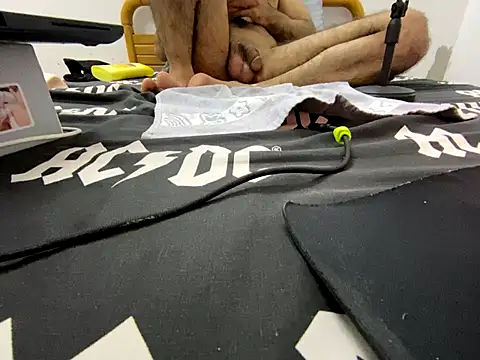 yazinyazin1 live sex cam