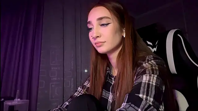 HollyPaw live sex cam