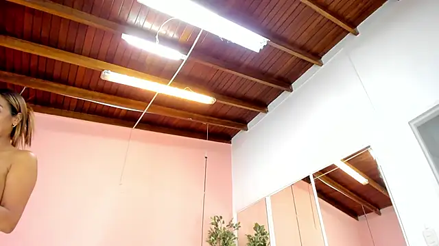 Alana_Suares1's cam snapshot