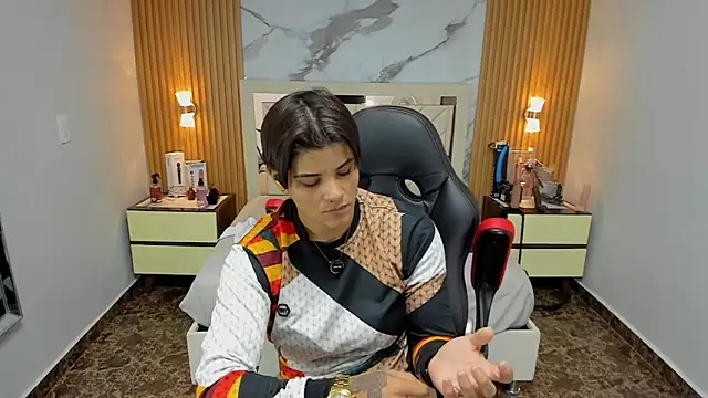 KAROLLJONES1's cam snapshot