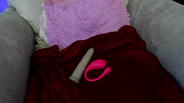 queen_salomme's cam snapshot