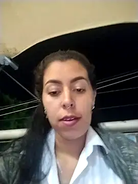 Luianna's cam snapshot