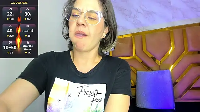 Luciifeer_'s cam snapshot