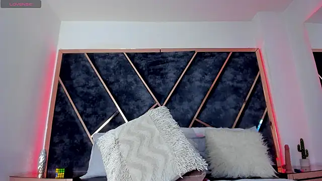 SusanaHenao's cam snapshot