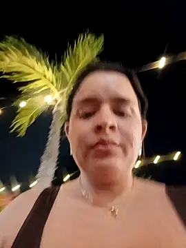 Julieth_hot-69's cam snapshot