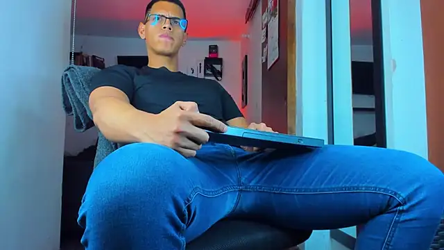 _John_Boy_'s cam snapshot