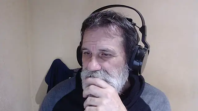 AlexNudo's cam snapshot