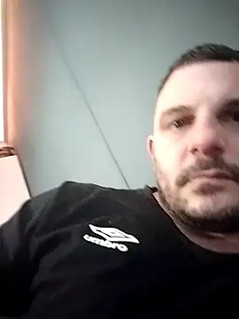 yourgentleman88 live sex cam