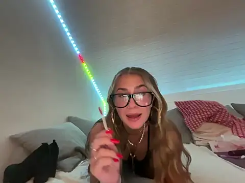 goddesemiiyy live sex cam