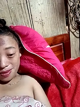 llomayy-love's cam snapshot