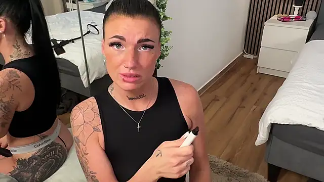 LizaRoxx's cam snapshot