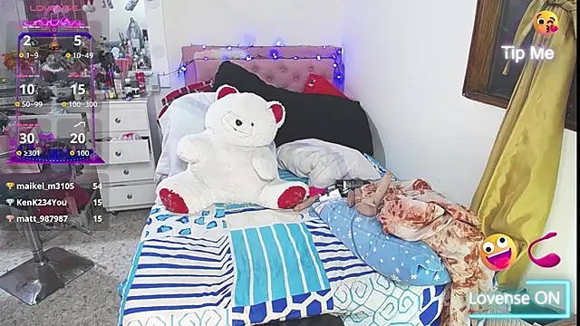 lucy_belle_bm's cam snapshot