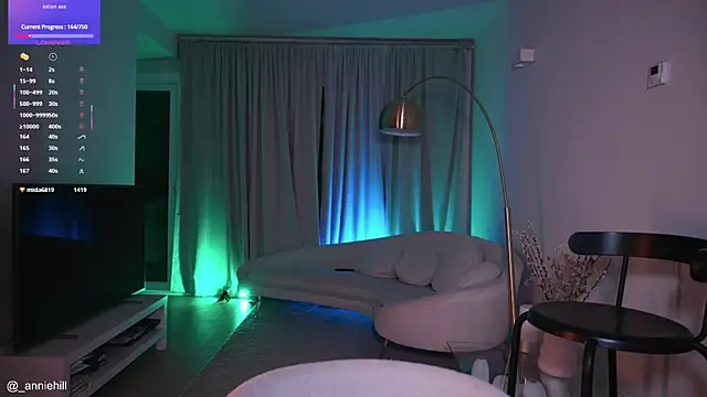 anniehillofficial live sex cam