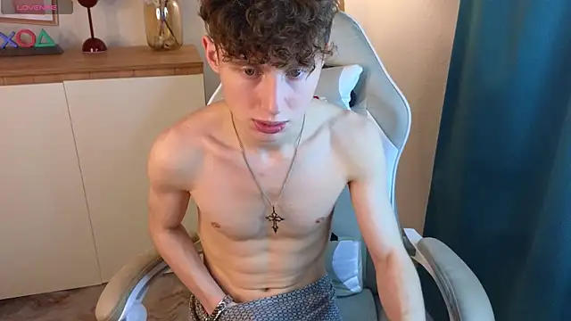 crisp1n live sex cam