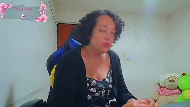 Miss_Oriana's cam snapshot