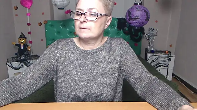 EmiliaGree's cam snapshot