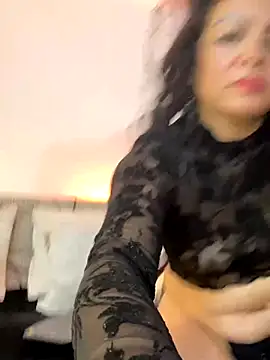 marcelaluxury's cam snapshot