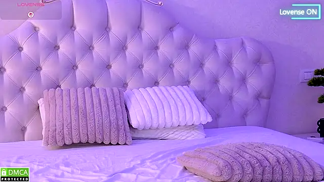 AniaKarenina's cam snapshot