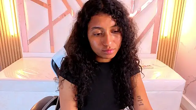 ninadelight_tp's cam snapshot