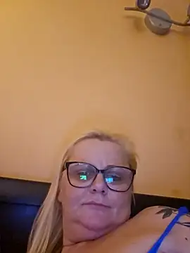 Slodka078's cam snapshot