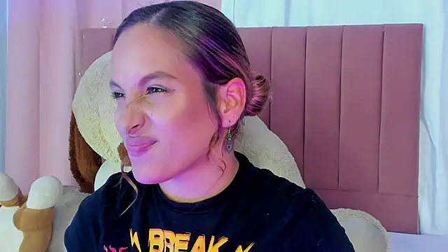 Agnescruzz's web cam