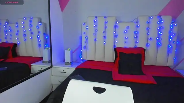 Salome_rouse1's cam snapshot