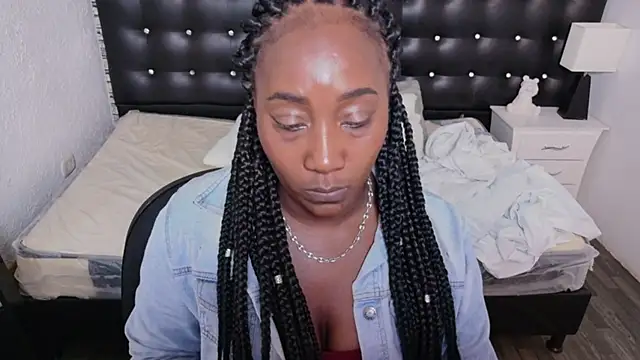 kiara_evanss's cam snapshot