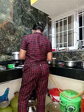 Tamil_Shalini_Lustyy live sex cam