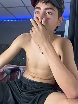MathieuAGT live sex cam