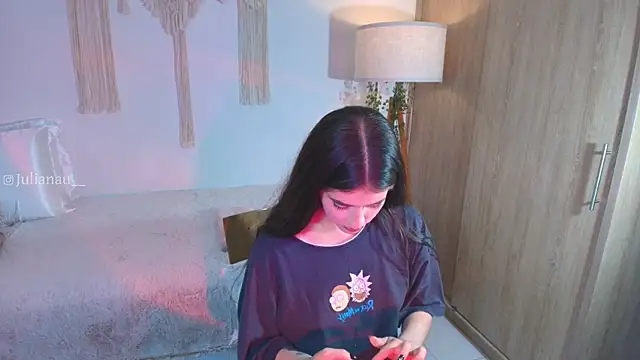 iriswest_'s cam snapshot