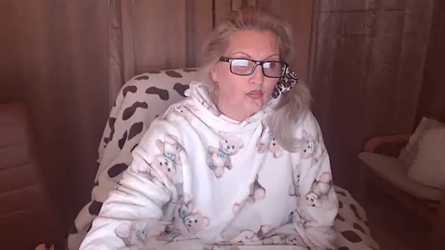 Divineblond's cam snapshot