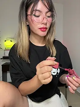 Your_Honeey live sex cam